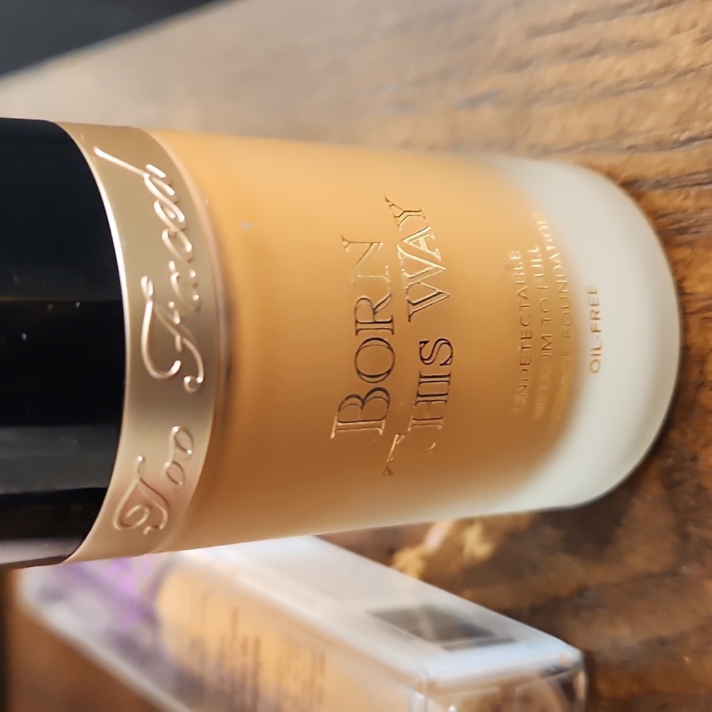 Too Faced Foundation